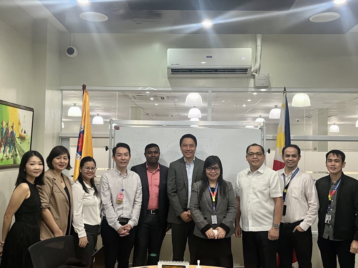 PSDBMgovph's tweet image. These meetings followed by more consultations, from October 25 to 27, 2023, where the CSPs presented their respective business models.

READ: facebook.com/ProcurementSer…

#ProcurementAndService
#ProcureProcureProcure
#onePSDBM