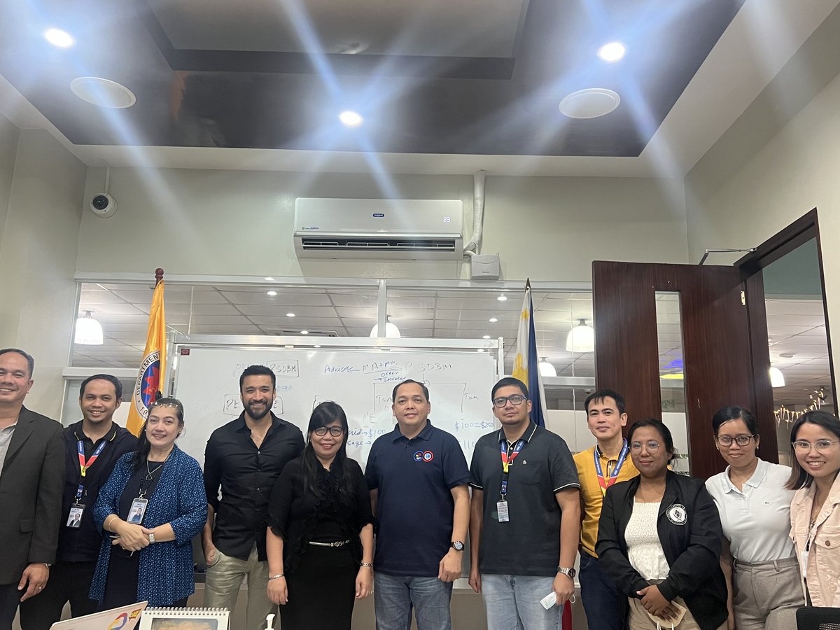 PSDBMgovph's tweet image. These meetings followed by more consultations, from October 25 to 27, 2023, where the CSPs presented their respective business models.

READ: facebook.com/ProcurementSer…

#ProcurementAndService
#ProcureProcureProcure
#onePSDBM