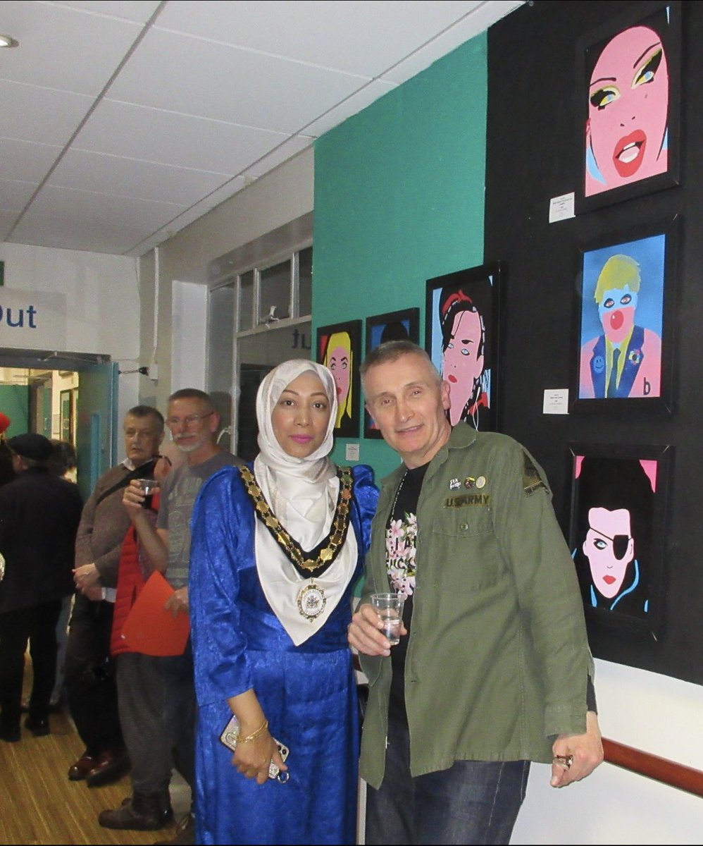 <a href="/Nazma_16_Rahman/">Nazma Rahman</a> Thank you for supporting the Camden Voices Exhibition.Lovely meeting you <a href="/ArtsProjectLdn/">The Arts Project</a>