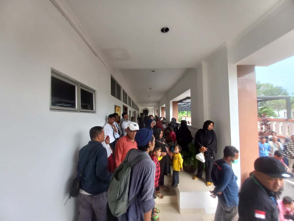 YLBHI's tweet photo. #UpdateRempang
Pembacaan Putusan Praperadilan di Pengadilan Negeri Batam hari ini (06 November 2023) dibuat Tertutup untuk Umum.
#SaveRempang https://t.co/xQVwfbyjqn