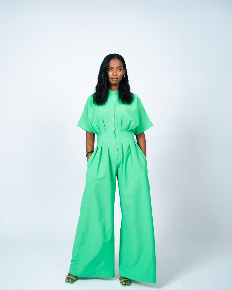soniamugabo's tweet image. Introducing the "Inga" Jumpsuit in refreshing mint green, showcasing exquisite cinched waist details – this season's top-selling sensation! 

#soniamugabo #Xcollection #madeinRwanda #ss24 #africanfashion