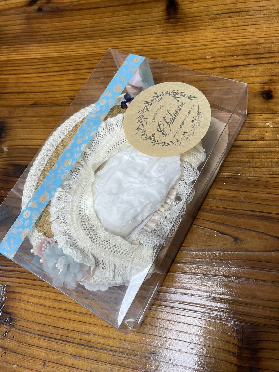 BJD_vviya's tweet photo. #트인덕장터
샤똔느 보닛 단품, 운포 19000원 판매합니다.
중고장터에서 묶음 판매한걸 산거라
사용하지 않았습니다.

dm이나 오픈채팅 주세요! https://t.co/dhfzmfBKjD