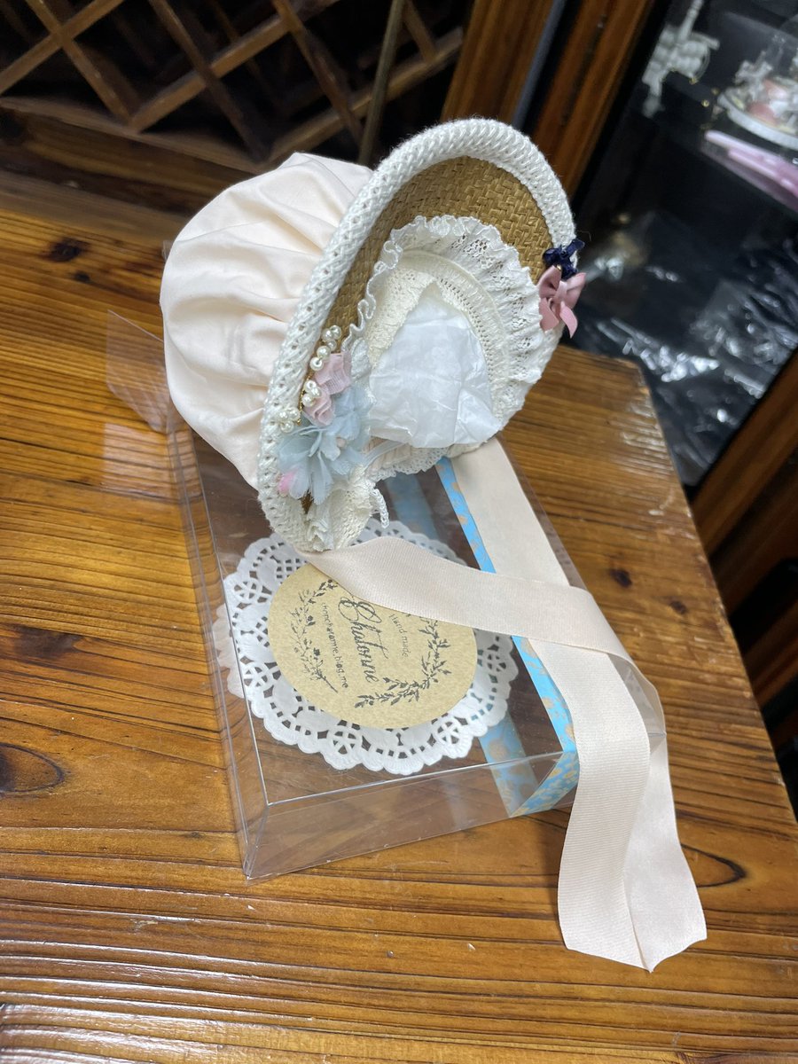 BJD_vviya's tweet photo. #트인덕장터
샤똔느 보닛 단품, 운포 19000원 판매합니다.
중고장터에서 묶음 판매한걸 산거라
사용하지 않았습니다.

dm이나 오픈채팅 주세요! https://t.co/dhfzmfBKjD
