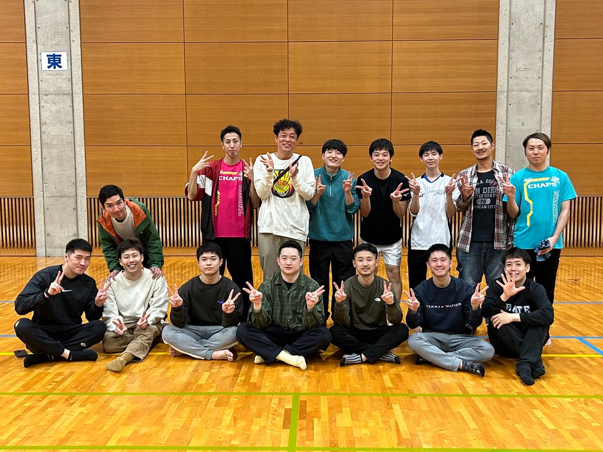 yz88171's tweet photo. ペグ杯参加してきました！
主催のペグさん、ありがとうございました🙇
マネージャーのつもりが急遽の試合出場もあって迷惑かけないように頑張りました(笑)
助っ人の的場、りっくんありがとうございました🙇

もう少し上で名古屋対決できたらいいなと思いました！ https://t.co/MaPLsaHTB0