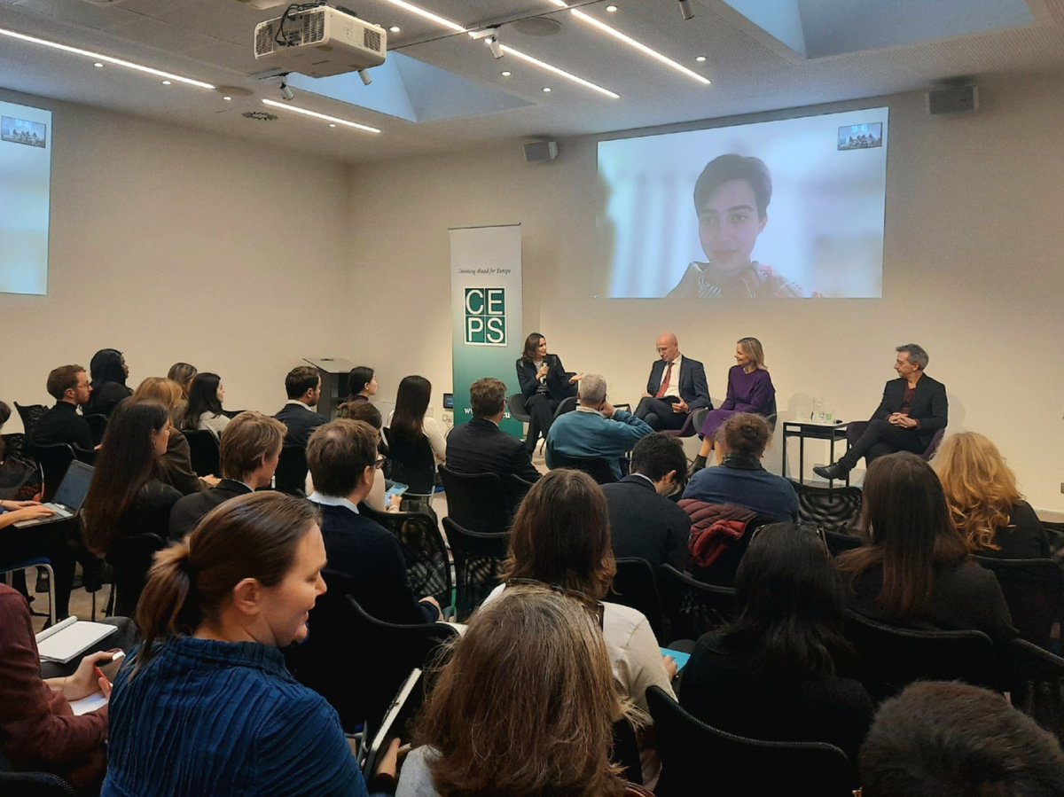 🔴 HAPPENING NOW / our discussion on @anubradford's new book 'Digital Empires: The Global Battle to Regulate Technology'! 📌 We are diving into the increasing tech regulation rivalry between the EU, U.S. & China, with @PaulTimmers, @CharlotteSiegm, and our @profAndreaRenda.…