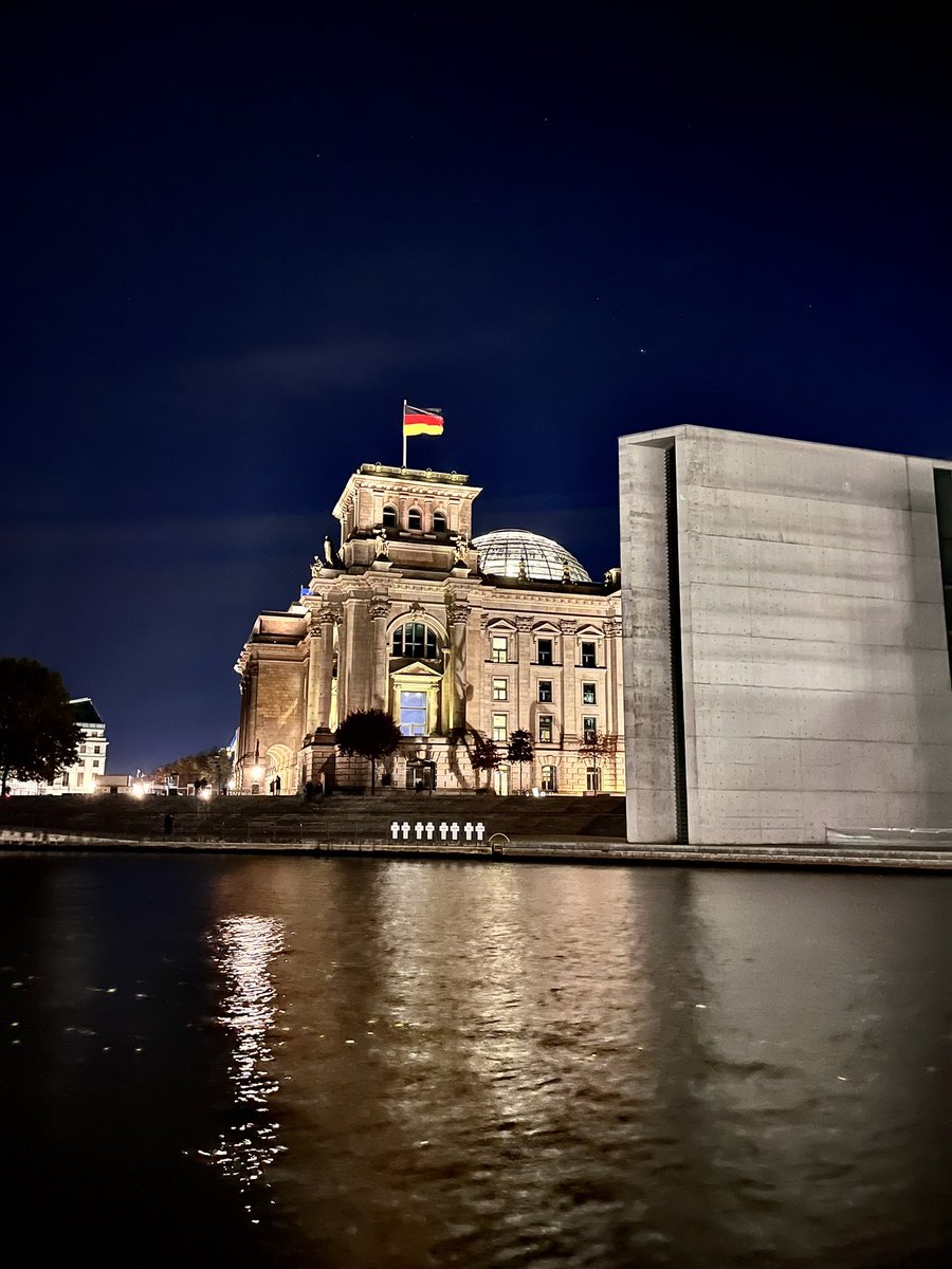 55km durch Berlin, schön war’s und anstrengend 😅
#Mammutmarsch