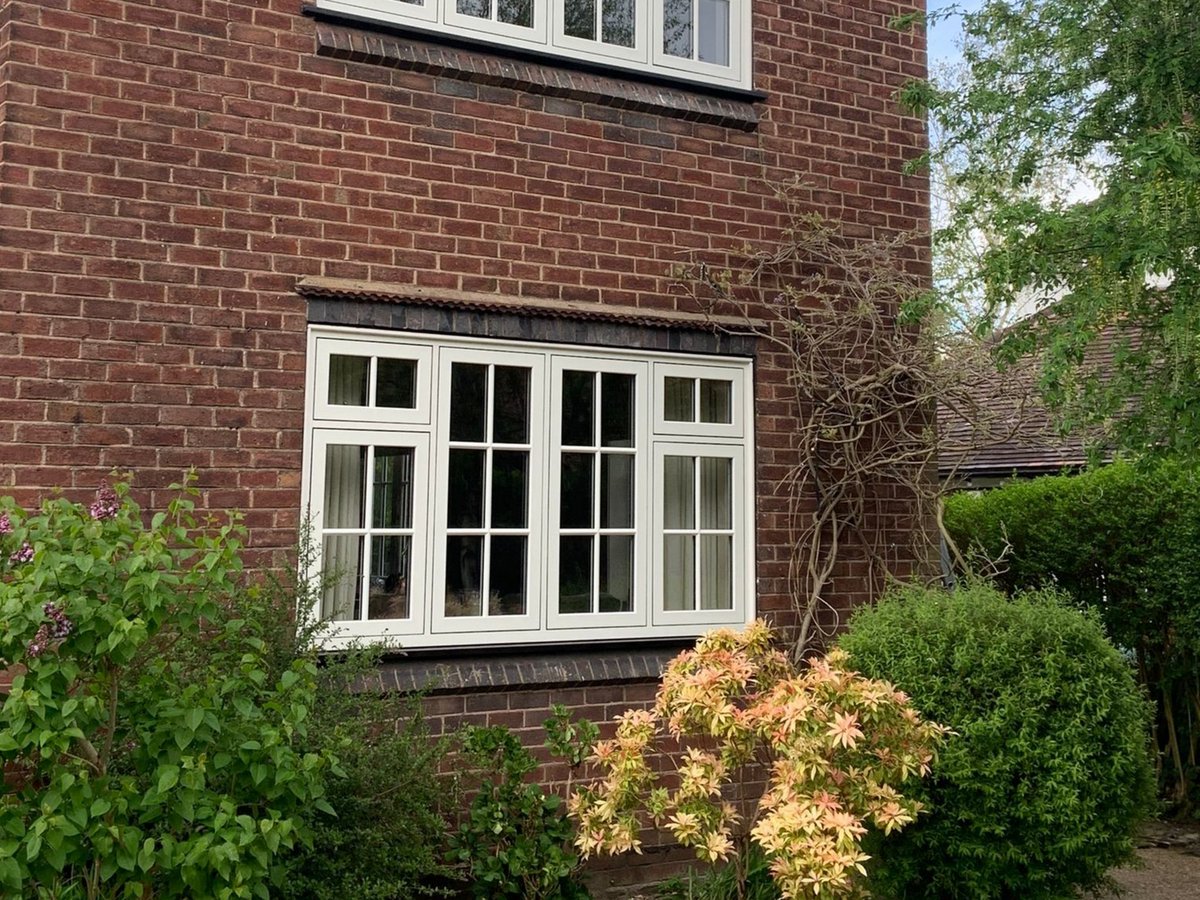 Reddishjoinery's tweet image. Transforming your home, one window at a time! 😍 

We installed flush uPVC windows, and the difference it&apos;s made is incredible. Natural light floods in, and they&apos;ve completely elevated the look of this home 🏡✨

#FlushuPVC #ReddishJoinery #FlushWindows #HomeImprovements