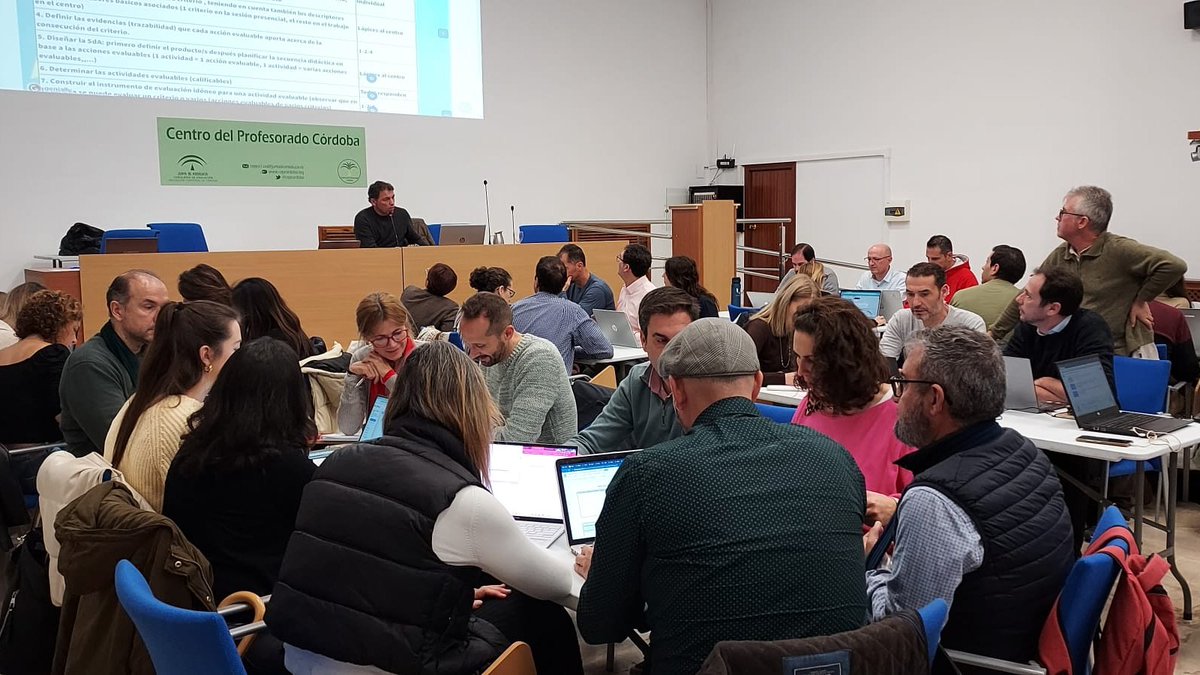 cepcordoba's tweet photo. Este sábado, nuestras formadoras y formadores, lo han dedicado a preparar las próximas sesiones que llevarán a los centros implicados en formaciones sobre #evaluación y #metodología en las situaciones de aprendizaje. 

#SdA #FC  #LOMLOE 
#Coordinación #Formación 

#GRACIAS https://t.co/y4m7OBRCcZ