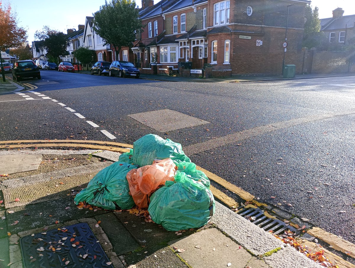 rlbarnard tweet media