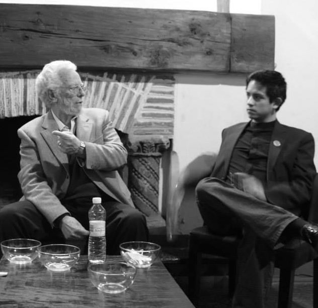 Hace años entrevisté a Dussel, un enorme intelectual que siempre tuvo a MX y Latinoamérica al centro de su Filosofía. En charlas personales alentó mi interés por estudiar en el extranjero y por pensar a la realidad desde la periferia. ¡Dejas un campo fecundo y combativo, profe!