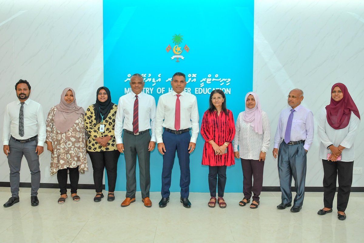 MoHEmv's tweet photo. His Excellency Vice President Faisal Naseem visited MOHE today and met with the Minister and staff. He expressed his gratitude to the Minister and staff for the excellent work done in building the human resources of the country.  @presidencymv @FaisalNasym https://t.co/RcdEpNat0Z