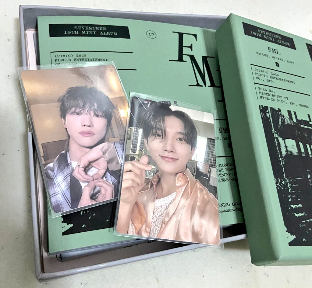 darumda_studio's tweet photo. 💗 THE 8's Birthday GIVE AWAY 💗
for CARATS INA ONLY 💎

✨️ Album FML Hijau (album, cd, hardbox)
✨️ 1 PC Joshua
✨️ 1 PC Minghao

Rules:
1. Follow @darumda_studio
2. RT &amp; Like tweet ini
3. Reply tweet ini pake foto minghao fav kalian 😍

END 9.11.23 Goodluck! 💖 https://t.co/JT8vD3mq9d