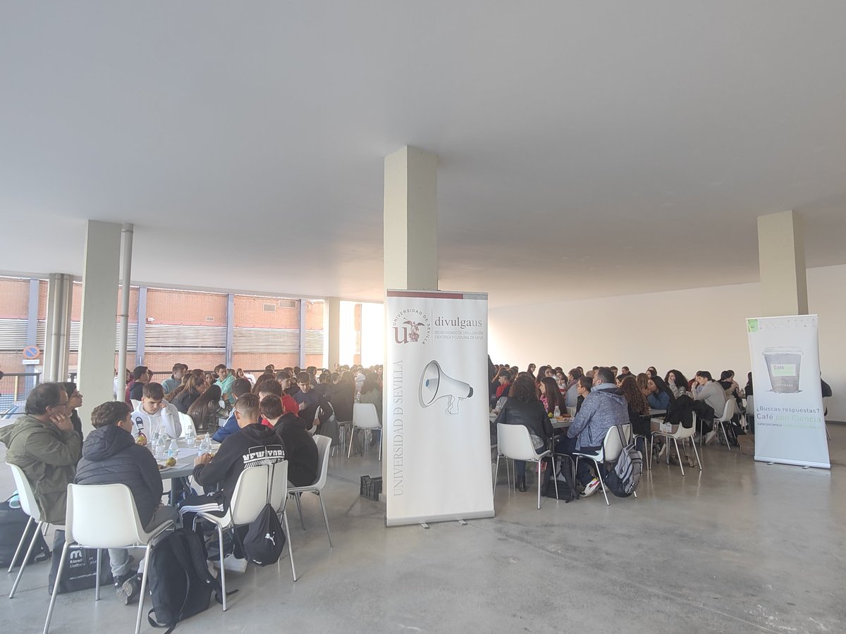 128 alumnos de secundaria + 28 investigadores/as de la <a href="/unisevilla/">Universidad de Sevilla</a> = #CaféconCiencia ☕

Inauguramos las #SemanasdelaCiencia de Andalucía con muchas ganas y savia nueva 🤩

cafeconciencia.fundaciondescubre.es/encuentra-tu-c…

Vía <a href="/FDescubre/">Fundación Descubre</a> <a href="/FECYT_Ciencia/">FECYT</a>
<a href="/UniversidadAnd/">Consejería Universidad, Investigación e Innovación</a> #CITIUS
