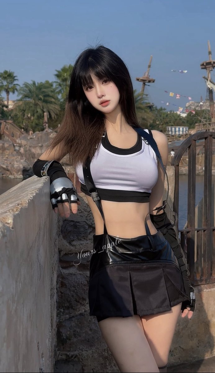 ❤️‍🔥🦇❤️‍🔥
#cosplay #FinalFantasy #Tifa #TifaLockhart https://t.co/7Q8LHrSb7Y