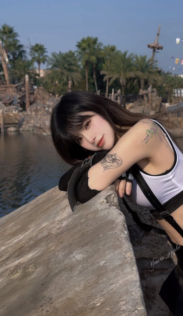 ❤️‍🔥🦇❤️‍🔥
#cosplay #FinalFantasy #Tifa #TifaLockhart https://t.co/7Q8LHrSb7Y