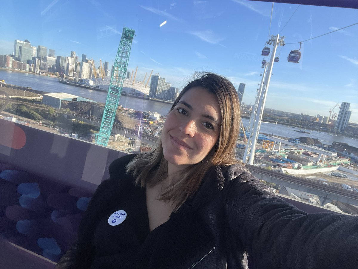 One more year, arriving to #WTMLDN with style. Love the cable car 🚠💜 #IFSCloudCableCar