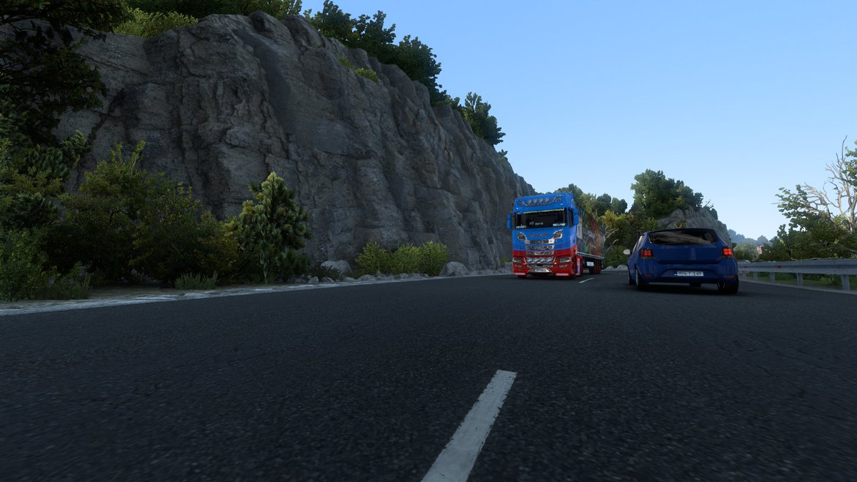 billy_speed's tweet photo. Euro Truck Simulator 2 I see building and lot of trees then houses and rocks doing my trip out

#CruisingTheBalkans
#eurotrucksimulator2
#ETS2
@ScaniaGroup
@SCSsoftware
#MissionRecordRun
@KroneTrailer https://t.co/fSFgnPO6Fl