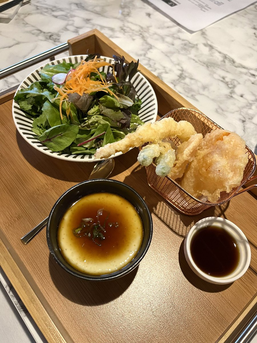 avelinewinter's tweet photo. This weekend was at the sister restaurant in Kits and while there were fewer courses, they were more substantial. They were less impressive but did ika nigiri better. https://t.co/youcAOA97O