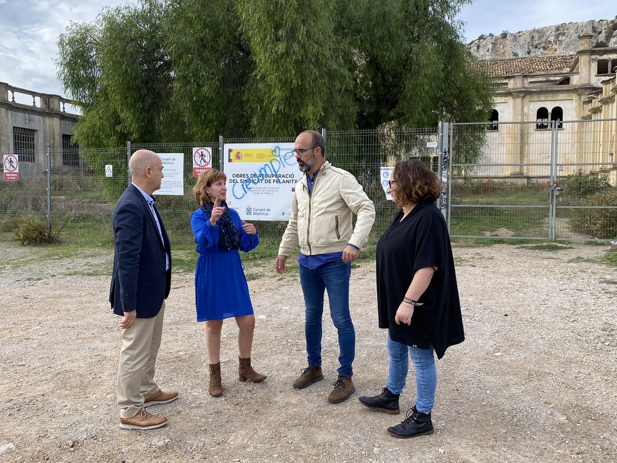 ElPi_IB's tweet image. 🟢 El Pi demana que es reprenguin les obres del Sindicat de Felanitx.

🗣️ Magdalena Vives, portaveu insular: “Consideram que El Sindicat ha de tenir un auditori, la seu de la facultat de Belles Arts i un museu etnològic”.

#SomFelanitx
#SomIlles