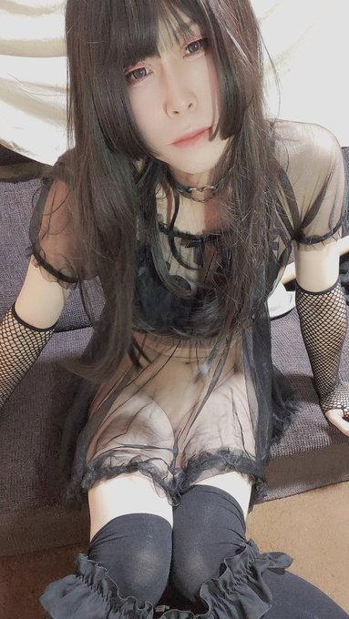 透視能力に目覚めた&hellip;？大丈夫 あたまぶつけた？  ワンピースが透けて見えるって&hellip;そんなわけないじゃないですか(｡&acute;･&forall;･)ﾉﾔﾚﾔﾚ https://t.co/Q72rFx9bg1<a href="/tag/%E7%84%A1%E8%A8%80%E3%81%A7%E5%BE%8C%E3%82%8D%E5%A7%BF%E3%82%92%E8%A6%8B%E3%81%9B%E3%81%A4%E3%81%91%E3%82%88"class="tags"><span>#無言で後ろ姿を見せつけよ</span></a>