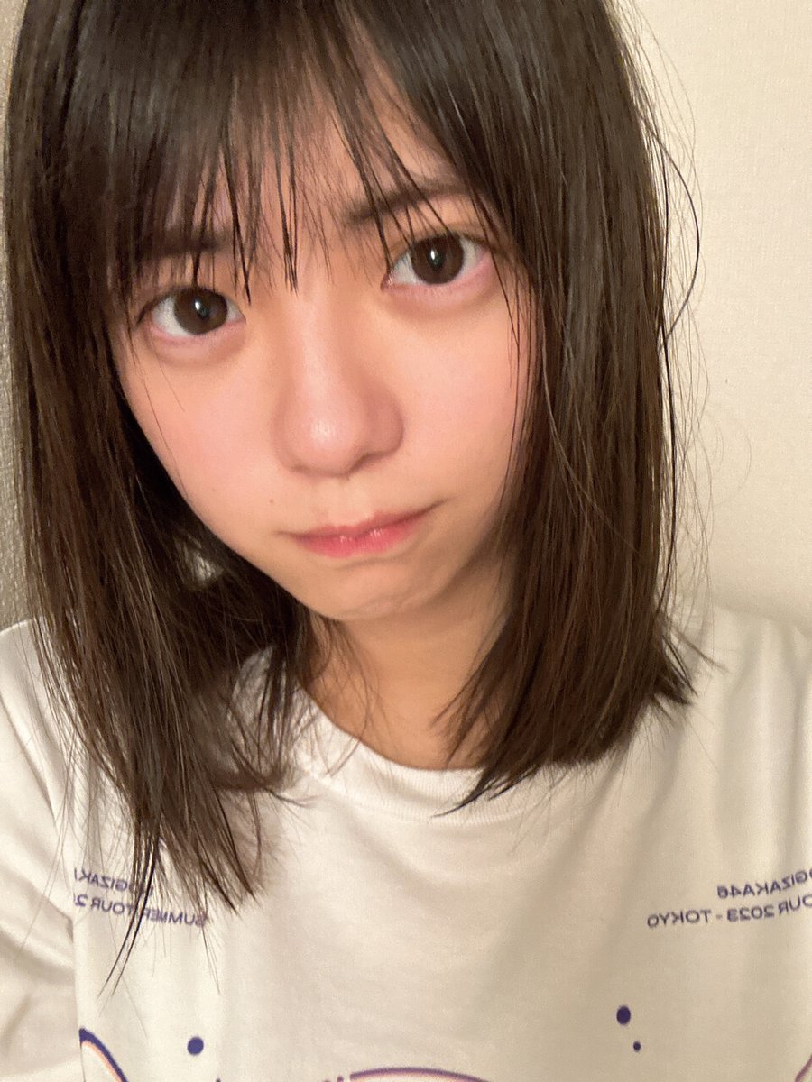 【ブログ更新 冨里奈央】 34枚目シングル 冨里奈央 dlvr.it/SyRkRW