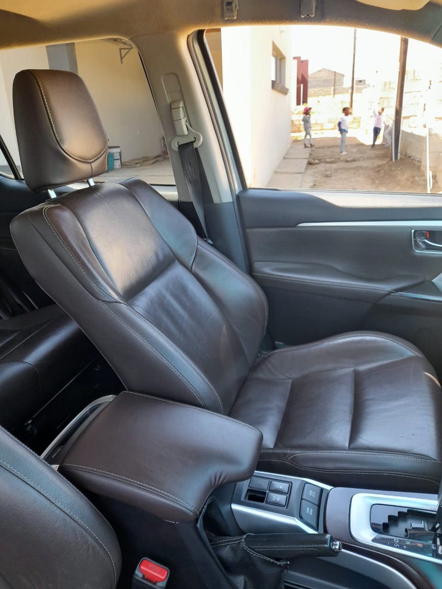 2019 Toyota Fortuner 2.8 GD-6 4X4 Auto 123000kms
M450 000 (Neg)