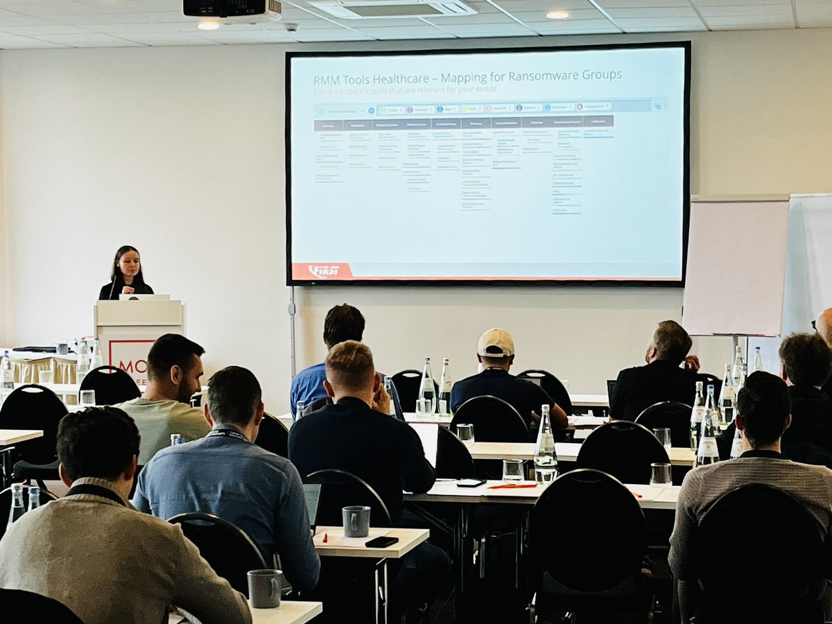 TropChaud tweet media