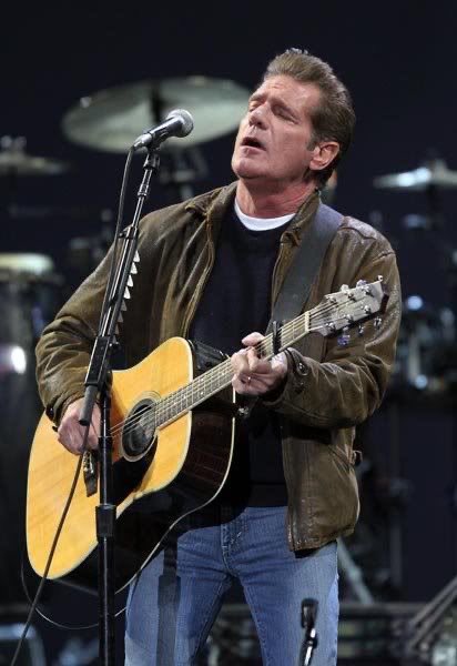 Remembering #Eagles legend #GlennFrey on his birthday. Born Nov 6th 1948.