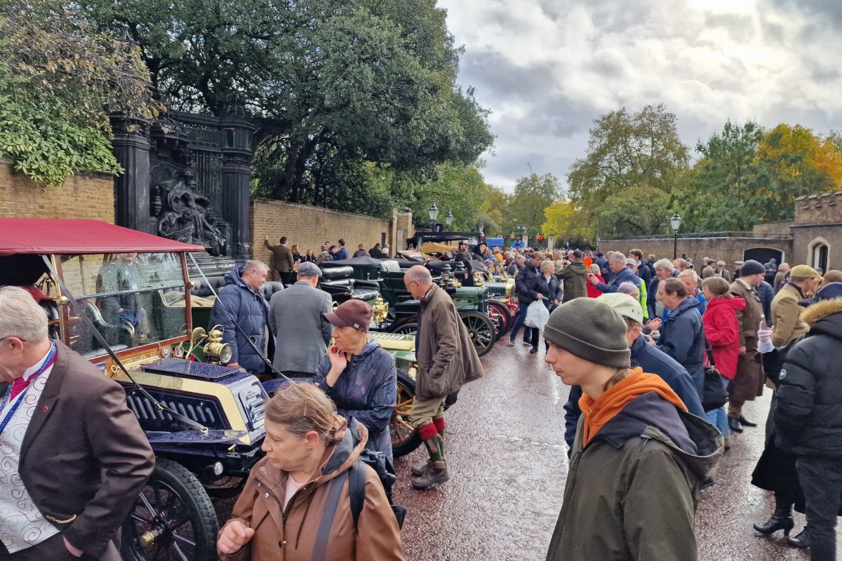 Delighted to support the <a href="/TheMotoringNews/">Royal Automobile Club Motoring</a> at the weekend with their St James’ Concours, the curtain raiser to the  London to Brighton Veteran Car Run. 
Congratulations to all the Concours winners who braved the damp start. A fabulous event, wonderful spirits and a great preview.