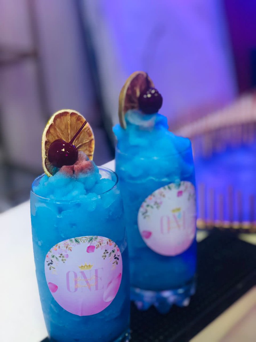 Drinks_Taste's tweet photo. Tropical vibes and tantalizing flavors in every sip. 🍹🌺 https://t.co/bhlLkDaBuO