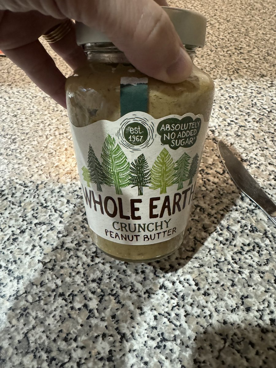 thereallenr's tweet photo. @wholeearthfoods I tried your peanut butter for the first time - is it really supposed to be this dry? https://t.co/1hJ7IKHEqO