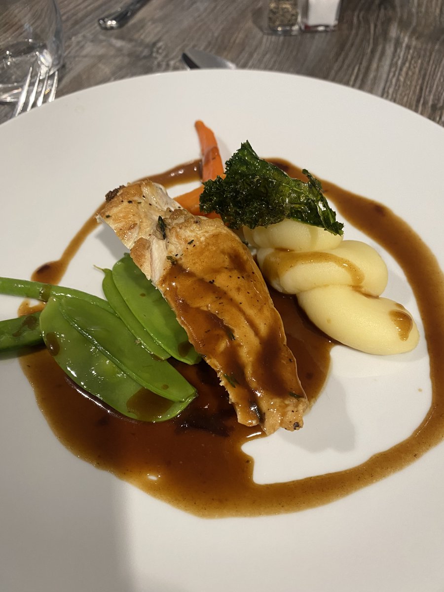 TamesideCollege's tweet photo. Autumn/Halloween service @RestaurantAtT1 was in full swing last week! Some amazing dishes made by students inc. cod loin with red pepper ragu and warm parkin and toffee apple 😋 #ICanBe https://t.co/fcb6ZlpnAP
