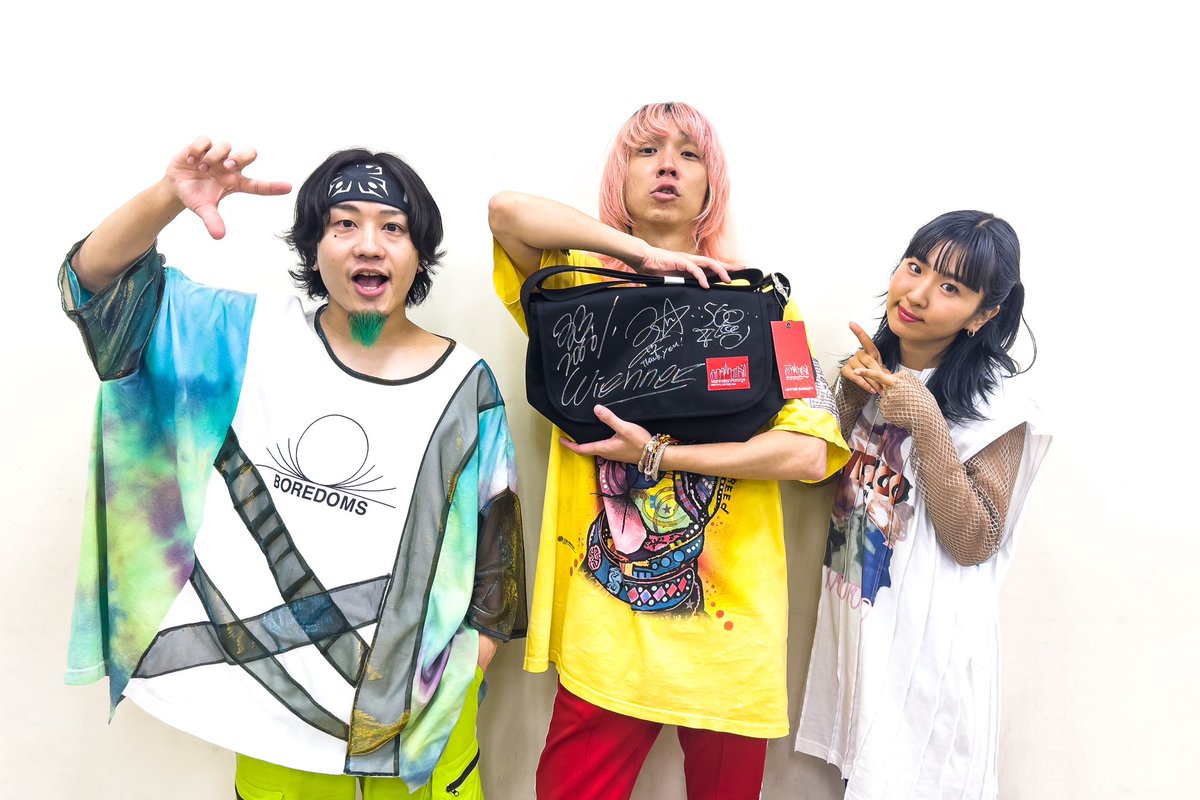 mp_japan_'s tweet photo. 【プレゼント企画】

Manhattan Portage presents
Good Vibration

11/15(水)心斎橋ANIMA

Wienners (@Wienners_WNS )

サイン入りバッグを
抽選で1名様にプレゼント!!

▼応募方法
①@mp_japan_ をフォロー
②本投稿をリポストor引用ポスト
※11/12(日)23:59締切

一般発売中
https://t.co/l6hvXYoUkZ https://t.co/cWiyRh4SD3