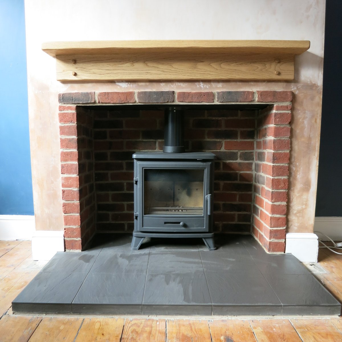 Another delighted #manchester client with the installation of their <a href="/rapidcarrot77/">Cece Mulroy</a> Penman Bassington 5kw wood burning stove with an <a href="/FocusFireplaces/">Focus Fireplaces Manufacturing</a> Edinburgh shelf  #manchester #theheatison
