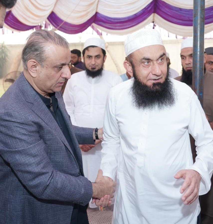 teamaleemkhan's tweet photo. استحکام پاکستان پارٹی کے پیٹرن ان چیف جہانگیر ترین اور مرکزی صدر عبدالعلیم خان کی تلمبہ آمد مذہبی سکالر مولانا طارق جمیل سے ملاقات بیٹے کی وفات پر تعزیت اور فاتحہ خوانی کی۔۔
#AAK #JKT #Talamba #AsimTariqJameel https://t.co/l1WL0cwTSH