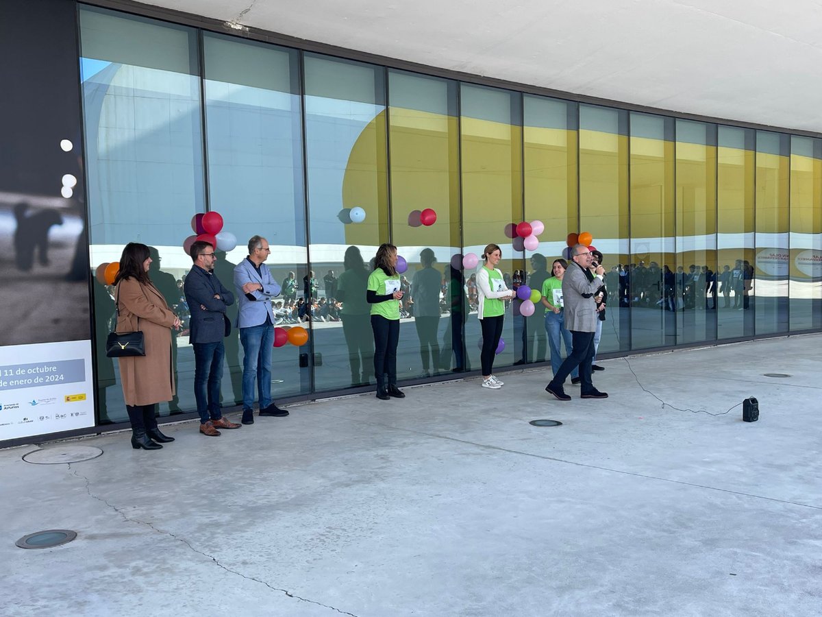 asataasturias's tweet photo. Estamos en el Centro Niemeyer de Avilés iniciando la jornada Despertando Vocaciones STEAM con siete colegios y la participación del Ayuntamiento de Avilés y los colaboradores del proyecto. ¡Arrancamos! 🔬👩🏻🔬👨🏻🔬🧪
#STEAM #ASATA https://t.co/JTzumYolBY