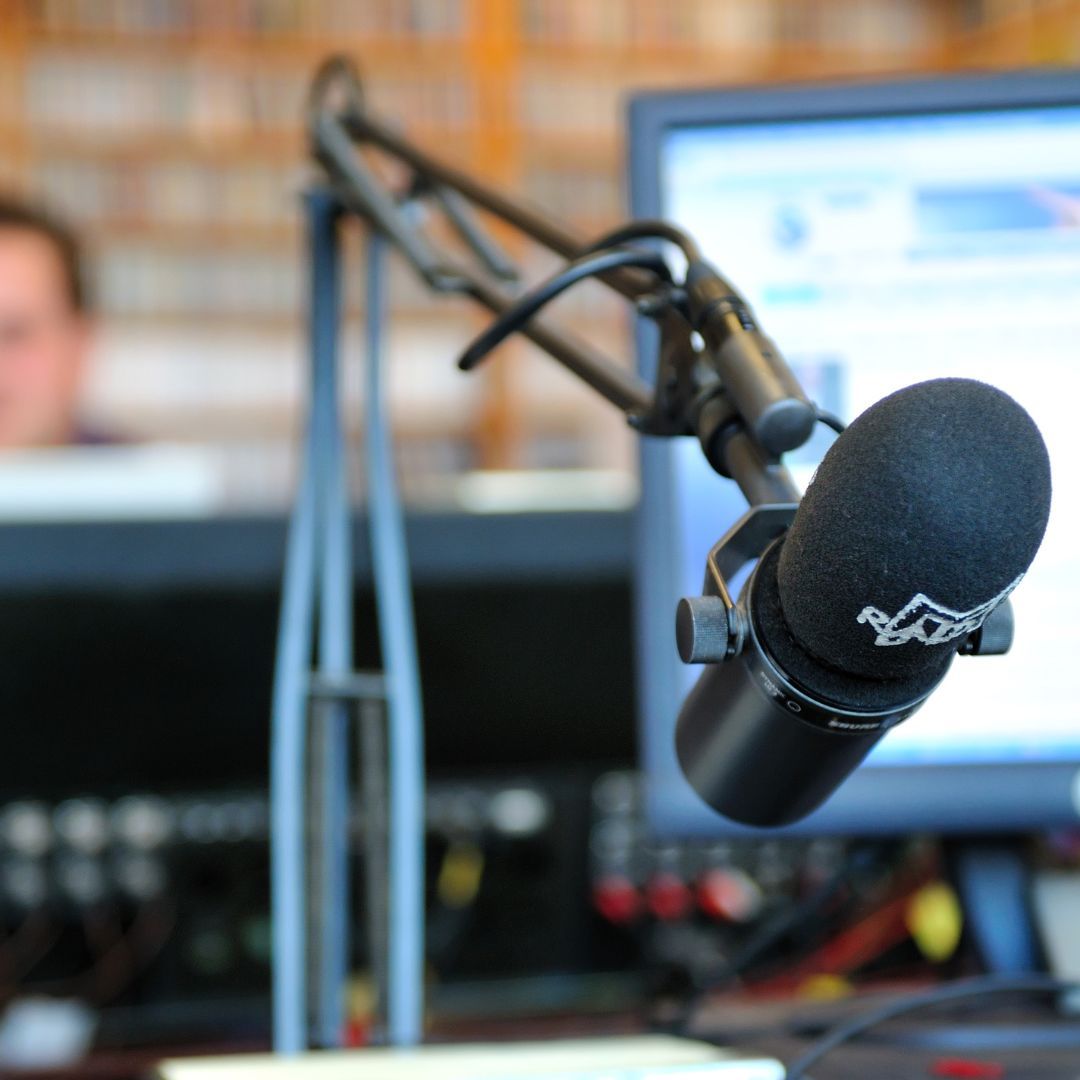 Our very own Rachel Avery is joined by Dave Marcus and Spike Elliot for our campaign radio day today. They'll be sharing their experiences to dispel one or more of the misconceptions around lung cancer.

Huge thank you to Aidence for sponsoring today's radio day!