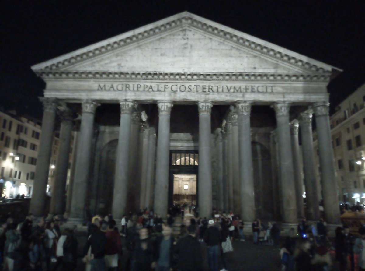 Yesterday we entered the Pantheon in #Rome! First time on stream! 
twitch.tv/videos/1969487…