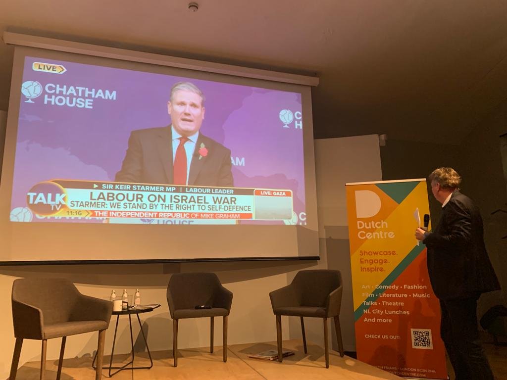 DutchCentre's tweet photo. @timdewit, Arend Jan Boekestijn and @CasparVeldkamp helped us to make sense of the current turbulent times and the upcoming #DutchElections @DutchCentre Thank you all for being part of a this evening to launch the #DutchCentre 10thAnniversary Festival with @eurdraaitdoor https://t.co/dbF8nPGnd0
