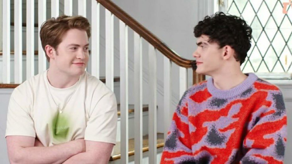 Heartstopper73's tweet photo. “I know that he cares for me and that I can rely on him, and I know that he can rely on me,” says Connor. “It’s really just bonded us together. And I love love him.” Says Locke of Connor, Two mates navigating their changing worlds, finding their place together.” ❤️ https://t.co/fODQmW7d07