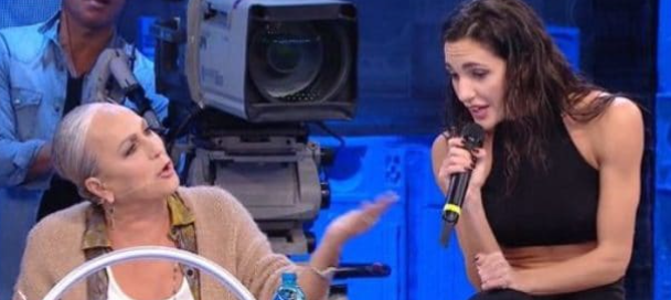 tempoweb's tweet photo. "Stai al tuo posto": che scontro tra #Celentano e #DAmario, scintille in studio
#6novembre #iltempoquotidiano #Amici
https://t.co/OkhauyxexH https://t.co/A9qo5uktq1