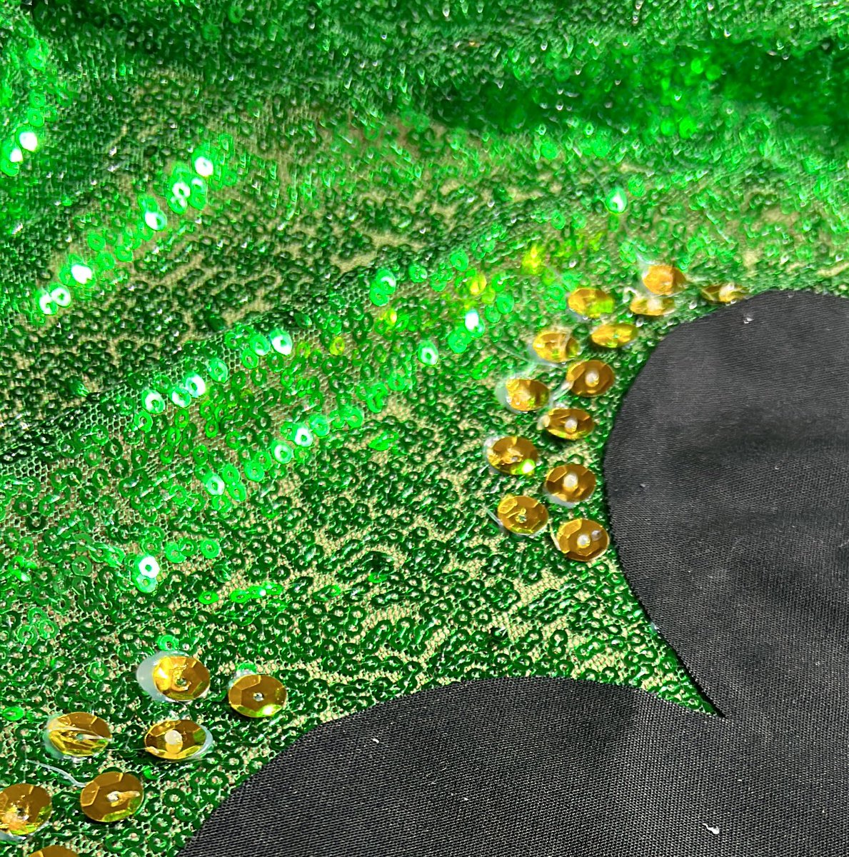 single_thread17's tweet image. My outfit for 11/11 of #BuenosAiresTSTheErasTour is officially ready! Are you… Ready for it ? 

@taylornation13 @taylorswift13