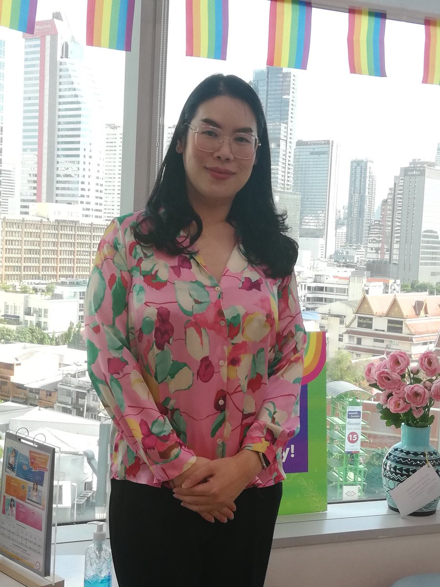SimaBarmania's tweet photo. Tangerine: championing #transgender health care #Thailand  "People think its a cosmetic thing, but its absolutely not...it's about lives" @IHRIOfficial @UNAIDS_AP @TheDohertyInst @apcom @NeelaGhoshal @theFoxFisher @UglaStefania    @TheLancetHIV https://t.co/tVGagAeflA https://t.co/k8PqHQBJm7