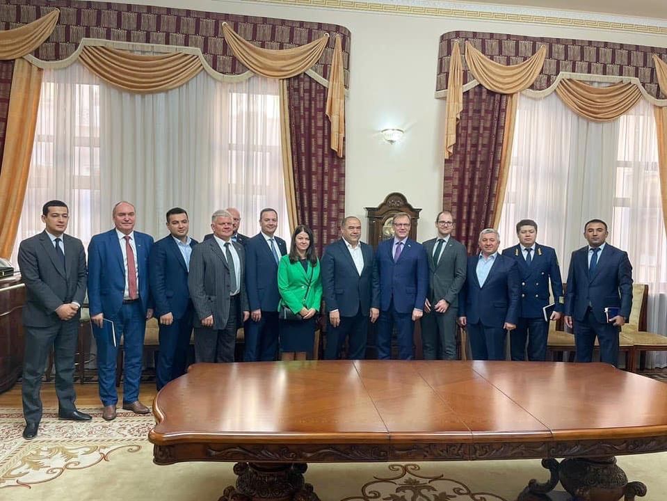 toomastirs's tweet photo. 🇪🇪 business delegation #EstonianRailways #Operail #HHLA-TK #CF&amp;S #Turnit #Silsteve led by Vice-Minister @SalmuSander visited 🇰🇿 &amp; 🇺🇿. 
Productive meetings with 🇰🇿 #Karabayev, 🇺🇿 #MinTransUZ, companies like #KTZRailways #UzbekRailways &amp; at #TransLogistica #Uzbekistan fair. https://t.co/Q7h5paszQs