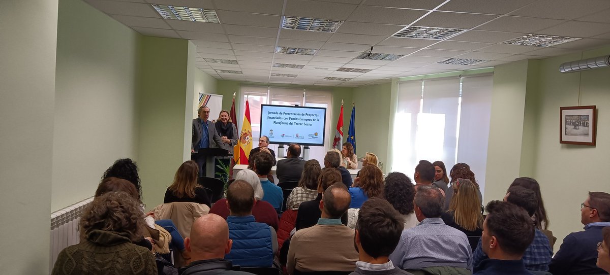 MeneZamora's tweet photo. Jornada #Proyectos @Plataforma3sect
Proyectos @P_Recuperacion
#NextGenerationEU
#Benavente
#Centros #Menesianos #CyL
Proyectos Menesianos
#AvanzaJoven
#MásPorMenor
@familiajcyl
@REPCyL
@GIPEP_USAL
@menesvalladolid
@opiniondezamora
@La8Zamora
@news_zamora https://t.co/IujSdKywck