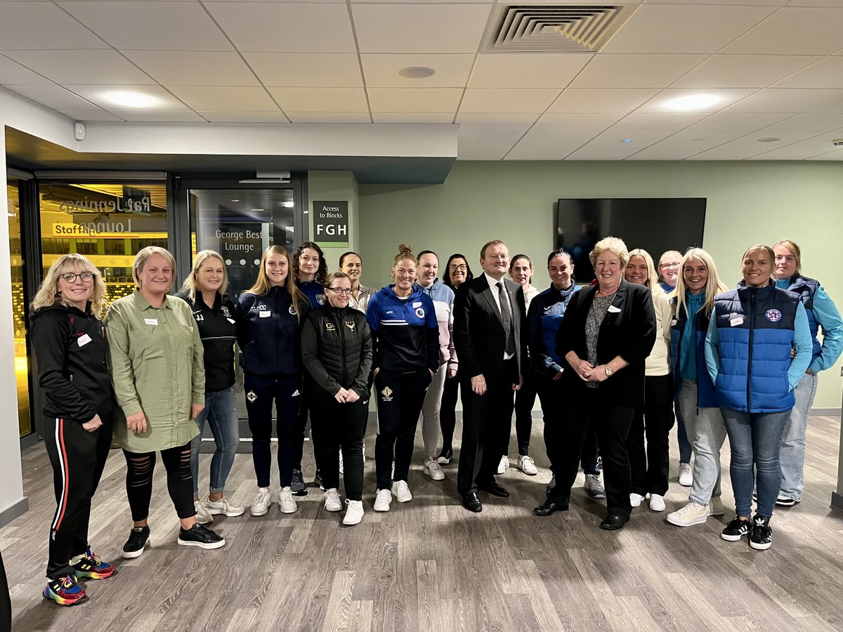 📸 Last month saw our @ElecIrelandNI Female Leaders Programme participants meet face to face for the first time 🙌 Thanks to our guest speakers David Martin, Helen Kirkpatrick and Nicola McCarthy 👏🏻