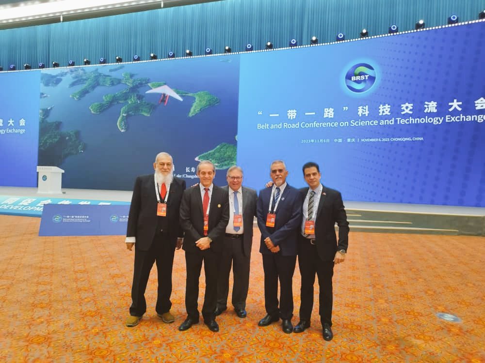 ArmandoRguezB's tweet photo. Asistimos a Lanzamiento de Iniciativa Internacional para la Ciencia y la Tecnología, realizado por Yin Hejun, Ministro de Ciencia y Tecnología de la República Popular #China. Fomenta la cooperación y el multilateralismo¡ #Innovation #OpenScience #Cuba https://t.co/wm3dxrwT41