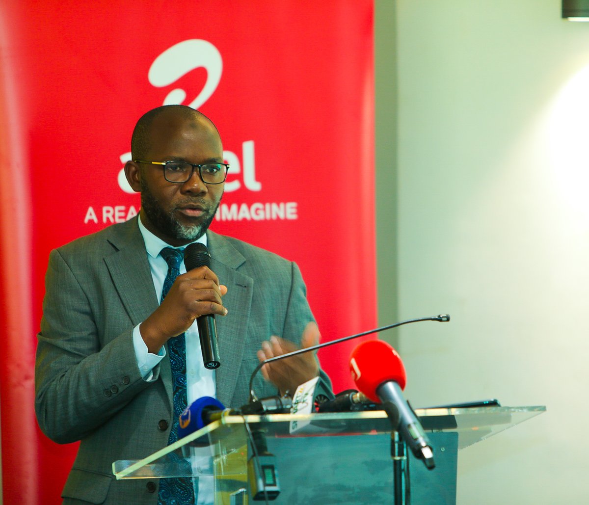 Airtel_Ug's tweet photo. Today we were @UCC_Official  to discuss the SIM card Verification deadlines. Stay tuned for details! #SimcardVerification https://t.co/am3vGMcGTI