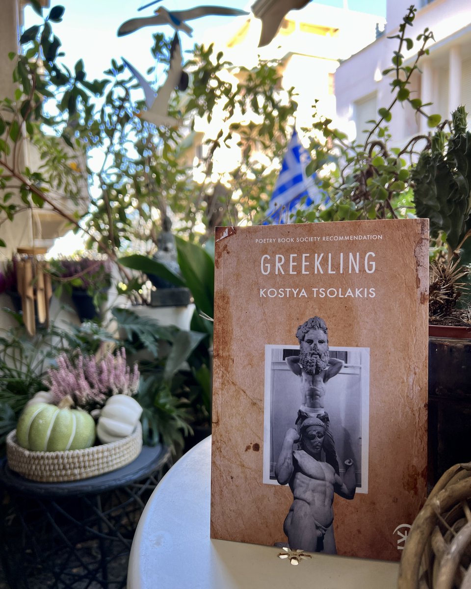 GREEKLING in Athens! I can't wait to share these poems with friends in Greece 🖤🧡🏺🏛️📖 You can order a copy through my publisher @NineArchesPress – ninearchespress.com/publications/p… – through @PoetryBookSoc, & you can find GREEKLING in a plethora of bookshops, including @gaystheword 🌈📚
