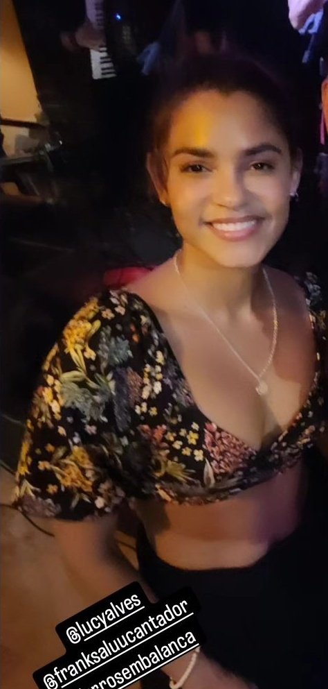 Cristiane79241's tweet photo. Segundou com a melhor @LucyAlves😍que mulher maravilhosa, e apesar de tantos talentos, sempre carrega com ela a simplicidade, por isso a cada dia conquista mais fãs, brilha milha estrela maravilhosa, você é luz🙌❤️🎶👑🎤🎼💃💫🫶🪗😍 #lucyAlves #Jampan #Forrosembalanca https://t.co/96r17j4lRH